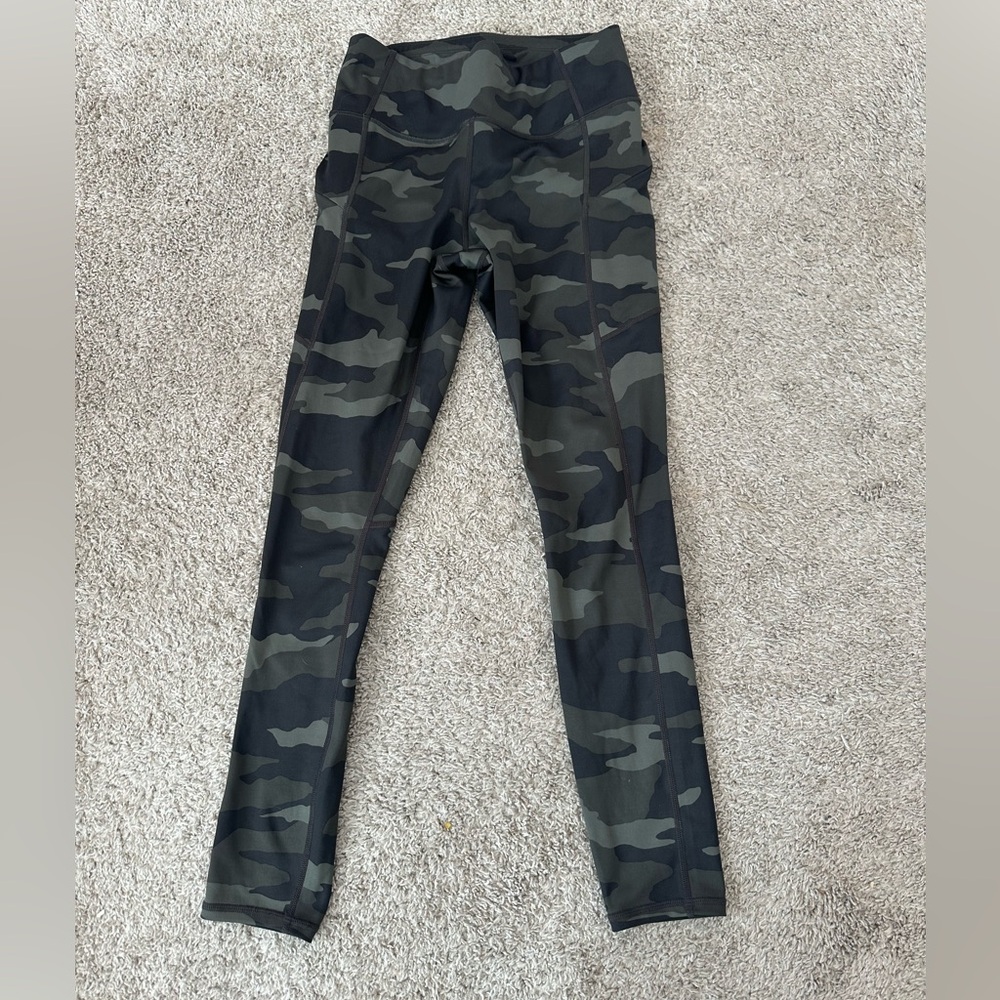 Women’s Athleta leggings